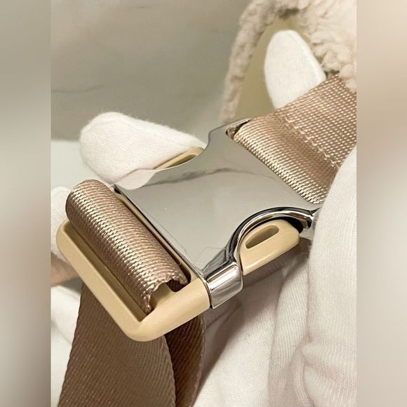 LULULEMON Everywhere Fleece Belt Bag - Picture 6 of 13